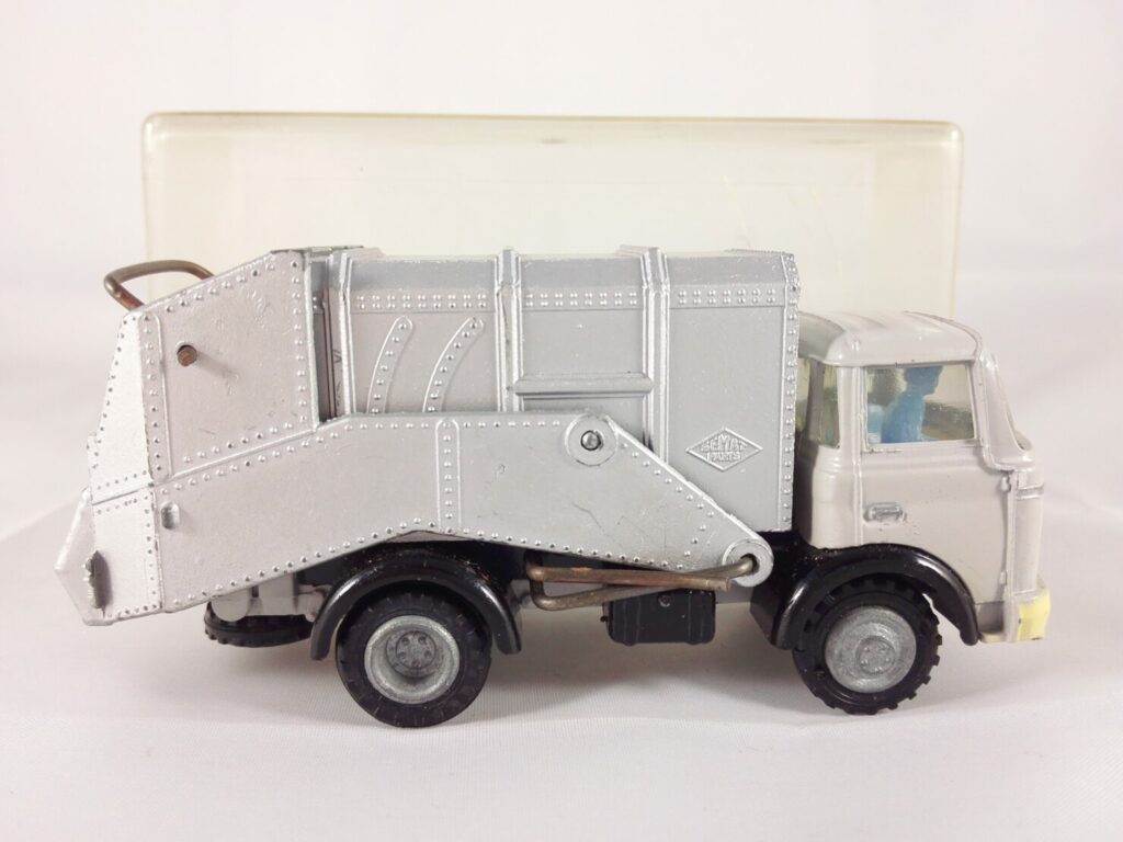 Berliet GAK Eboueurs - France Jouets