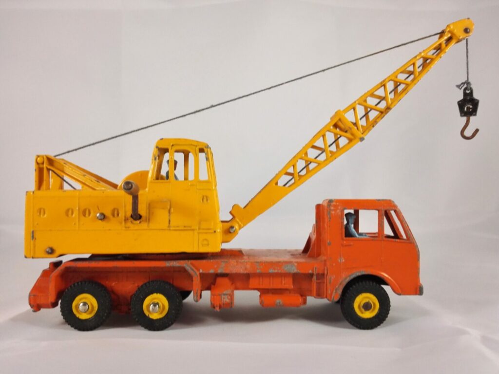 Coles 20 Ton Lorry-Mounted Crane - Dinky Toys - 972