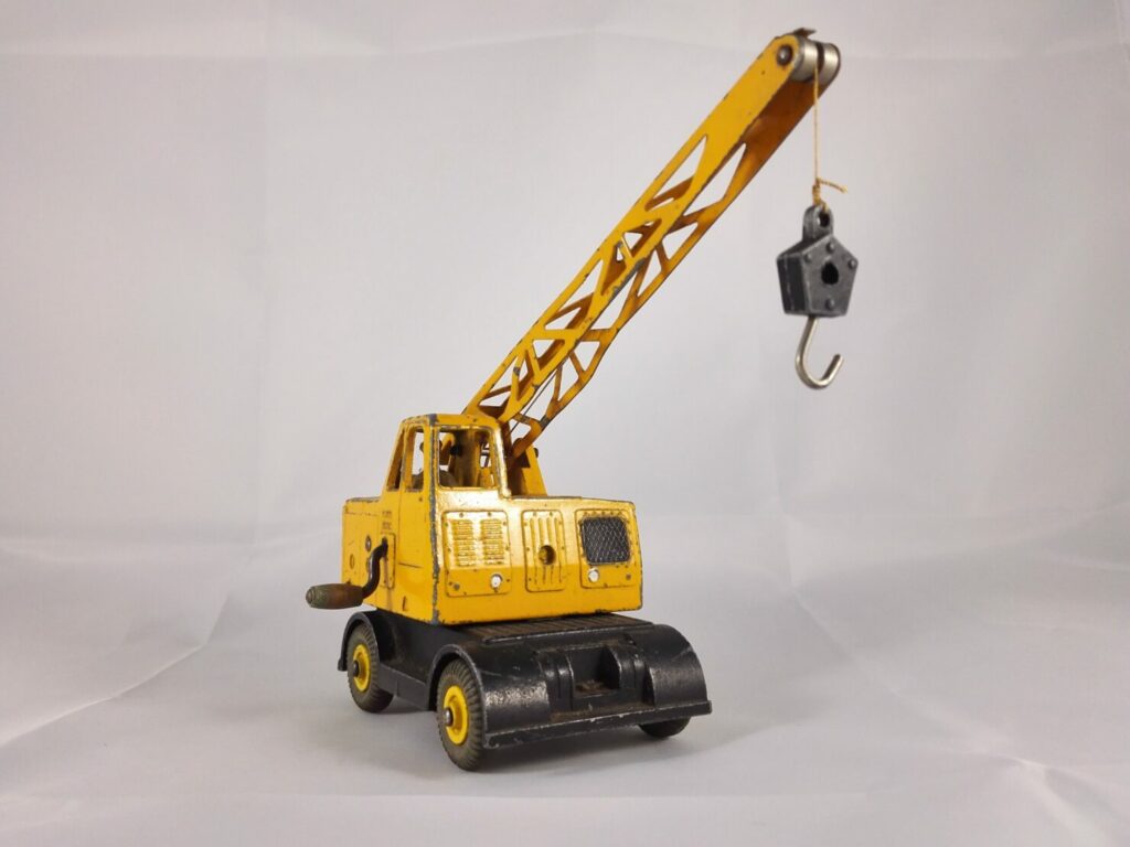 Coles Mobile Crane - Dinky Toys - 571