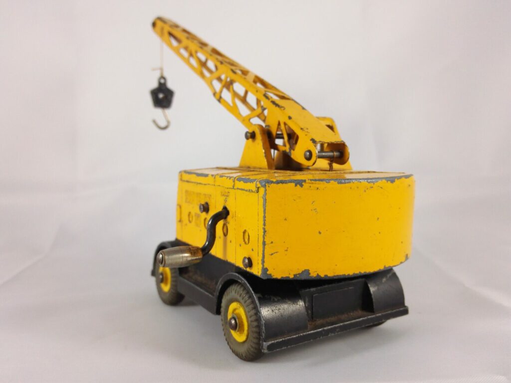 Coles Mobile Crane - Dinky Toys - 571