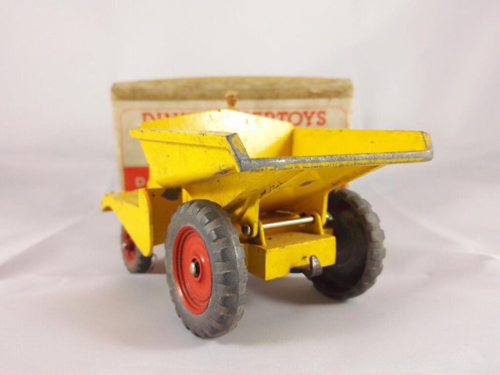 Muir-Mill Dumper - Dinky Toys - 562