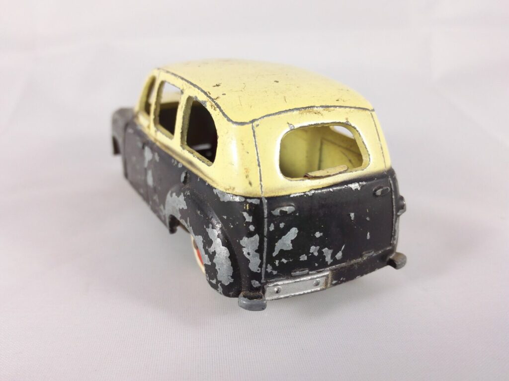 Renault Prairie Taxi - CIJ - 3/45