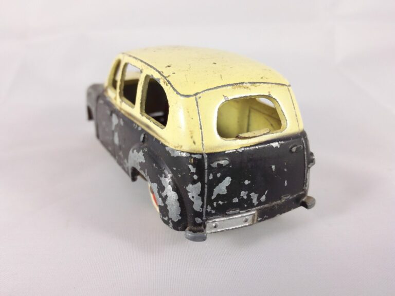 Renault Prairie Taxi - CIJ - 3/45