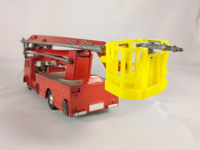 Bedford TK Simon Snorkel Fire Engine - Corgi Toys - 1127
