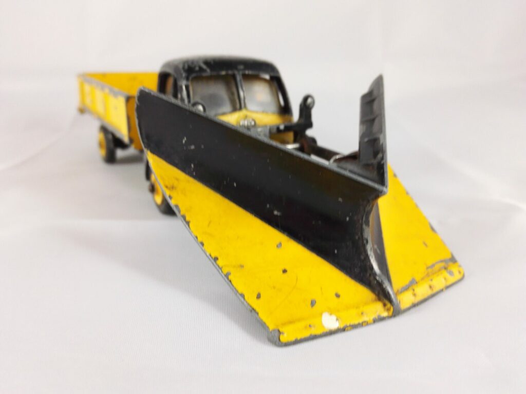 Guy Warrior Snow Plough - Dinky Toys - 958