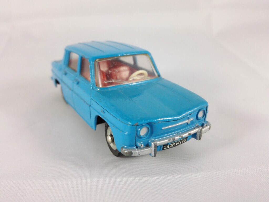 Renault R8 - Dinky Toys - 517