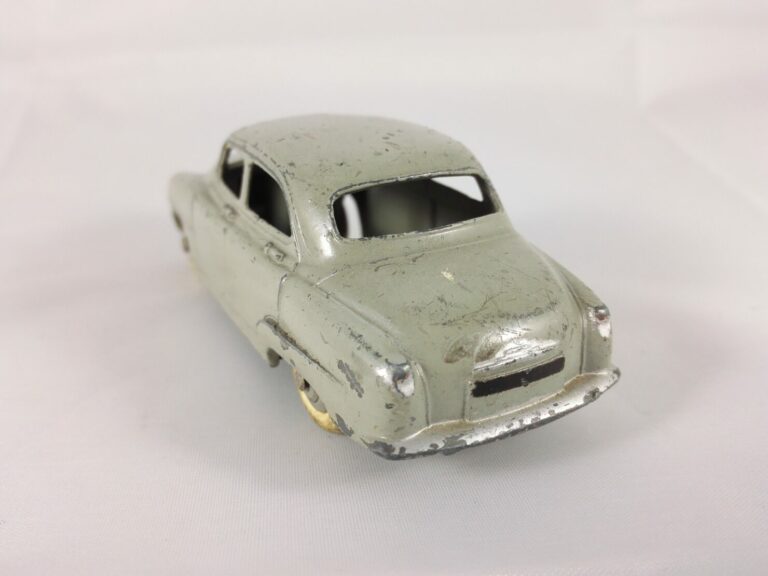 Simca 9 Aronde - Dinky Toys - 24U