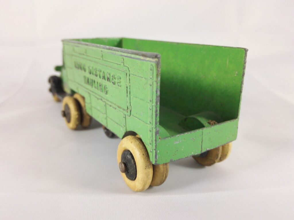 Mack AC Bulldog Long Distance Hauling - Tootsietoy - 803