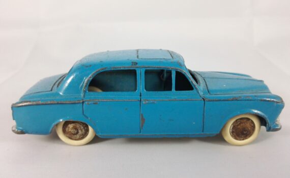Peugeot 403 - Dinky Toys - 24B