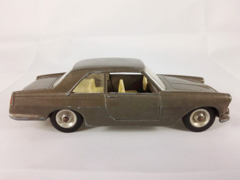 Lancia Flaminia - Solido - 121