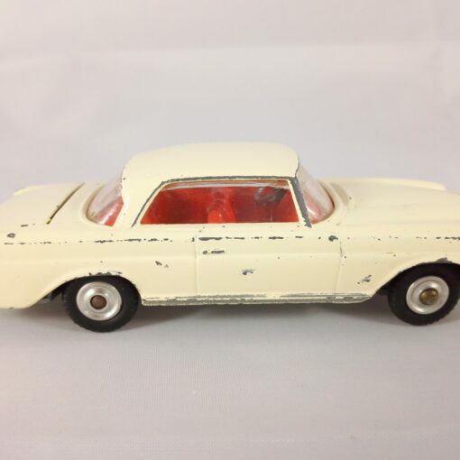 Mercedes-Benz 220 SE Coupe - Corgi Toys - 230