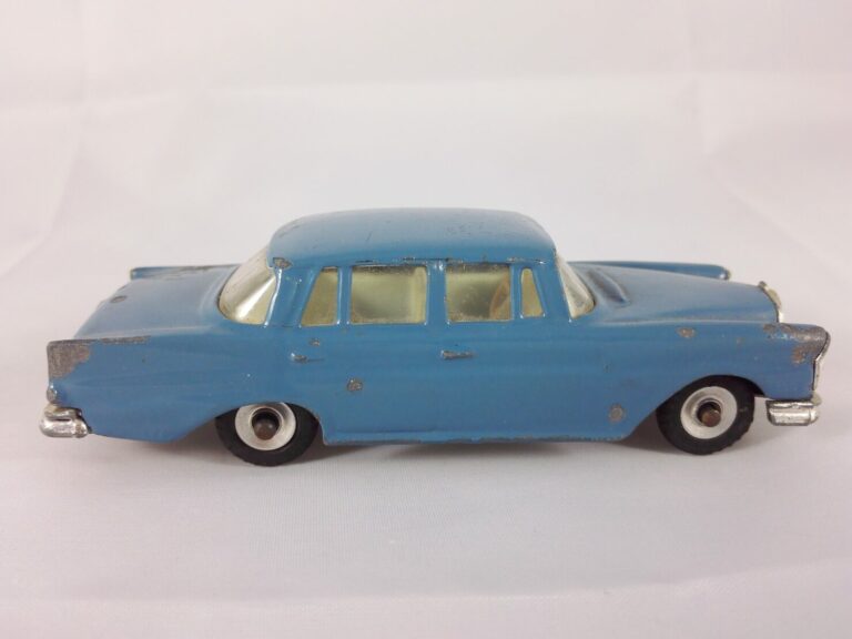 Mercedes-Benz 220 SE - Dinky Toys - 186