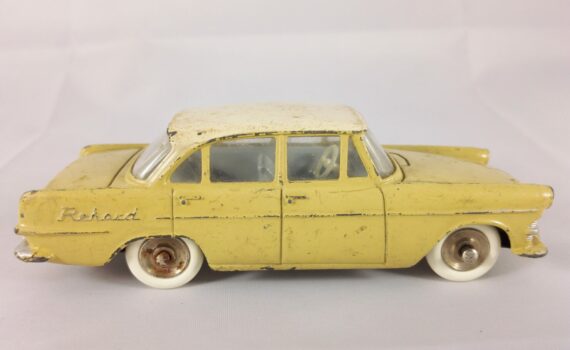 Opel Rekord - Dinky Toys - 554