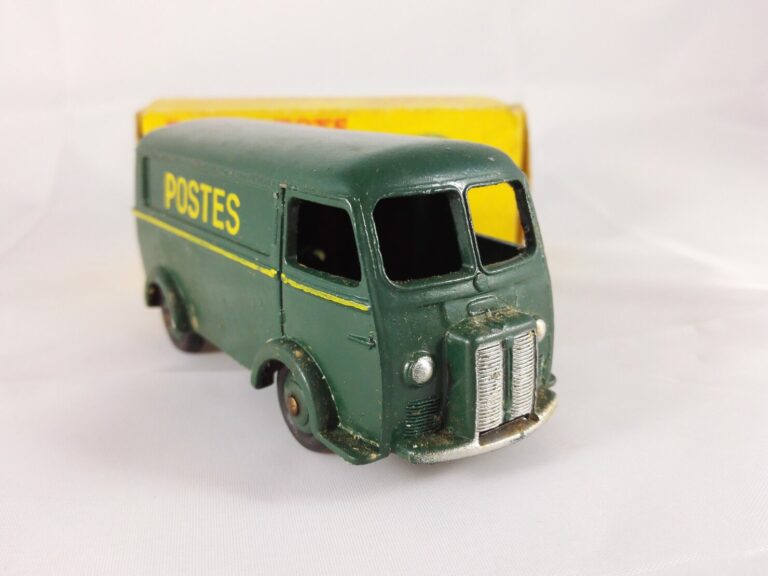Peugeot D3A Postes - Dinky Toys - 25BV