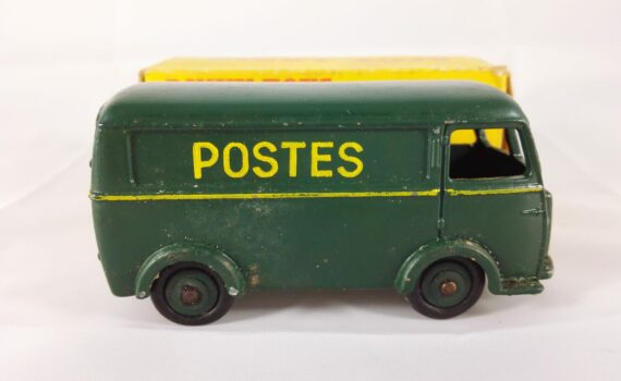 Peugeot D3A Postes - Dinky Toys - 25BV
