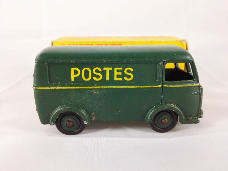 Peugeot D3A Postes - Dinky Toys - 25BV