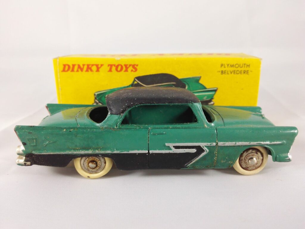 Plymouth Belvedere - Dinky Toys - 24D