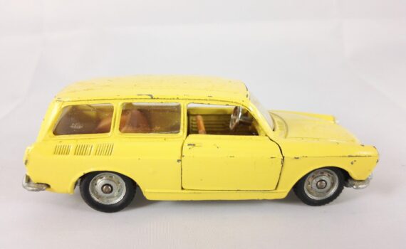 Volkswagen 1600 Familcar - Politoys - 542