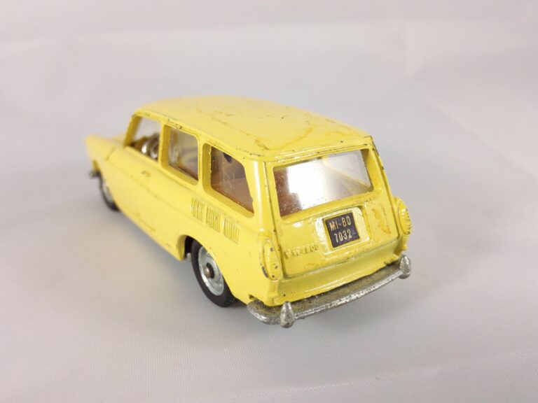 Volkswagen 1600 Familcar - Politoys - 542